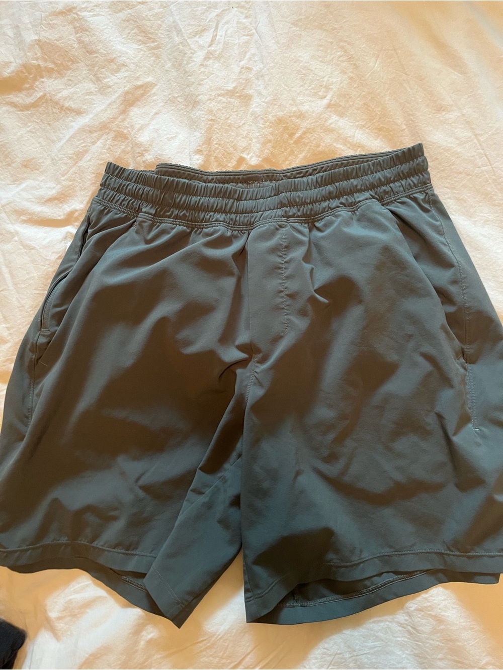 Lululemon Pace Breaker Palm Deco Medium